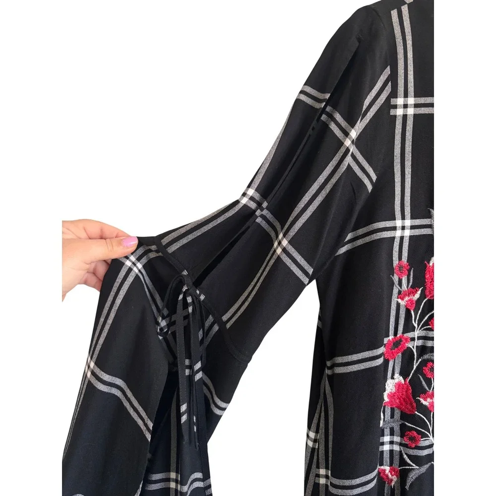LOFT Black Plaid‎ Embroidered Bell Sleeve Blouse Top Women's Size Medium